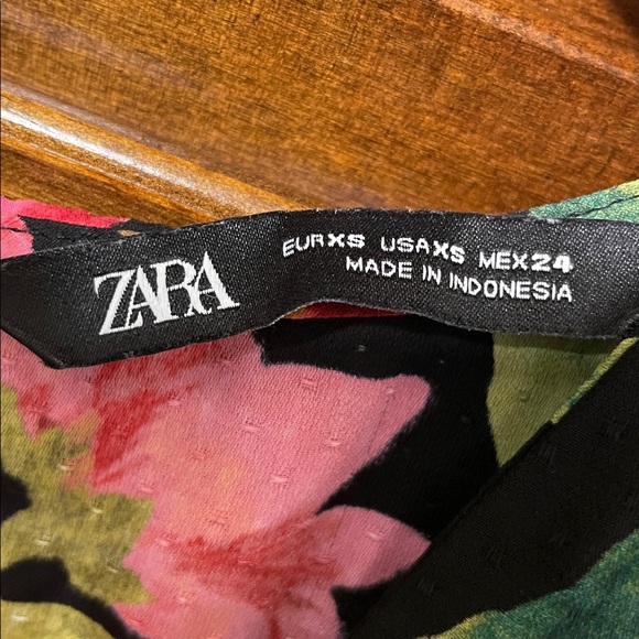 Zara Black & Green Floral Front Tie Jumpsuit - Picture 5 of 7